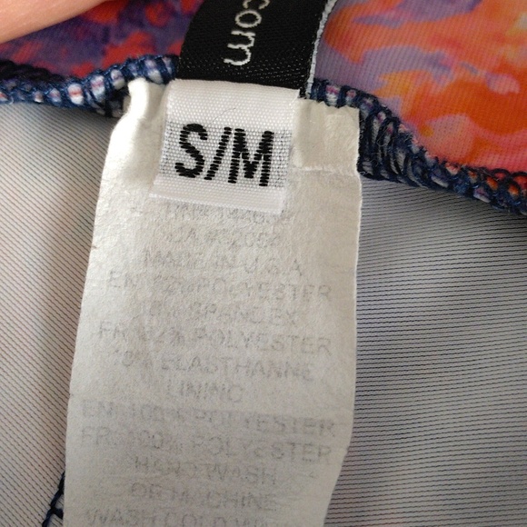 Onzie S/M Watercolor Tie Dye Crop Leggings - Picture 10 of 11